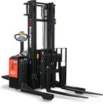 CQE15SL-6000 // PRO 1.5t pantograph reach stacker with 5.0kWh LFP battery and 6.0m triplex mast