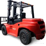 CPCD50T8-4500 // Diesel 5.0t yard forklift with Isuzu 6BG1 engine and 4.5m triplex mast