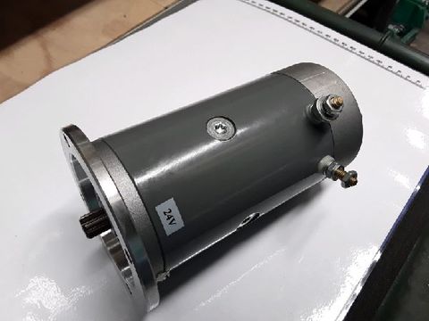 Motor, 24VDC 0.8kW, series-wound (DM/MD/MT series)