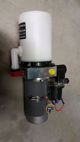 P/Pk, KS 12VDC 0.8kW, 1.0cc, 1L vertical plastic tank (Simpro 01-DM OLD)