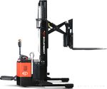 CQE15S-4800 // PRO 1.5t pantograph reach stacker with 6.7kWh wet battery and 4.8m triplex mast