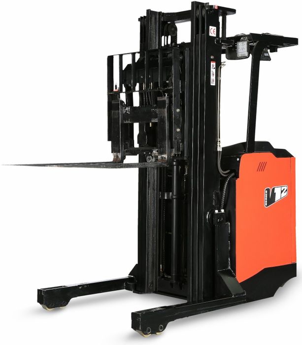 CQD12SSD-4800 // PRO 1.2t duplex reach truck with 20kWh wet battery and 4.8m triplex mast