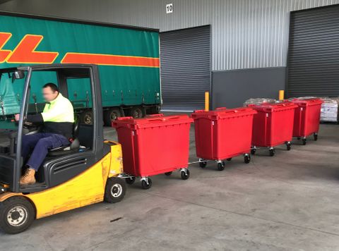 MultiTow Waste Collection System