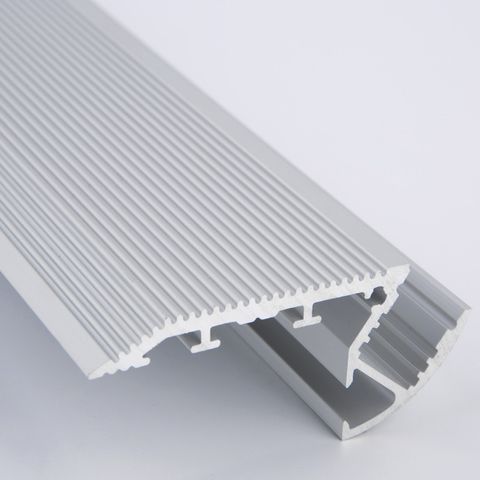 STAIR TREAD PROFILE 2M