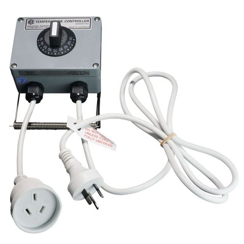 Thermostat controller for IEC water tank