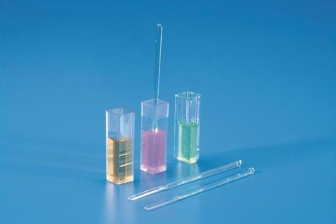 Cuvette disposable PMMA 2 face 4.5ml