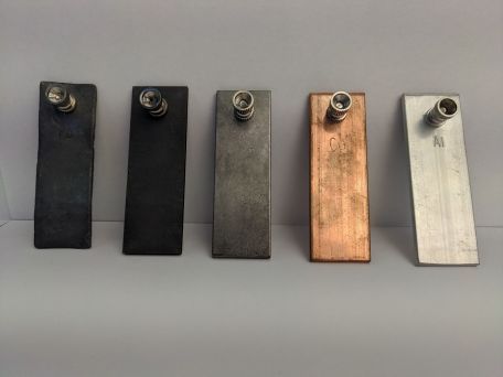 Electrode set with terminals