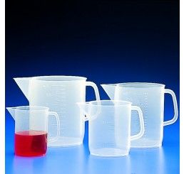 Jug low form PP 500ml moulded grads