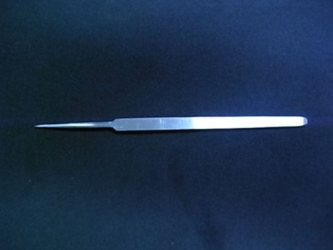 Dissecting needle flat handle fine