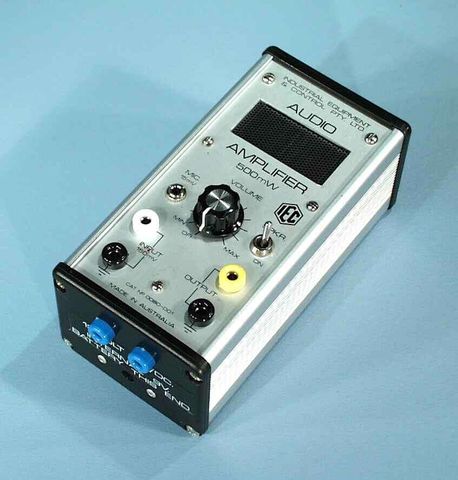 Amplifier audio small 12V AC/DC/int.bat