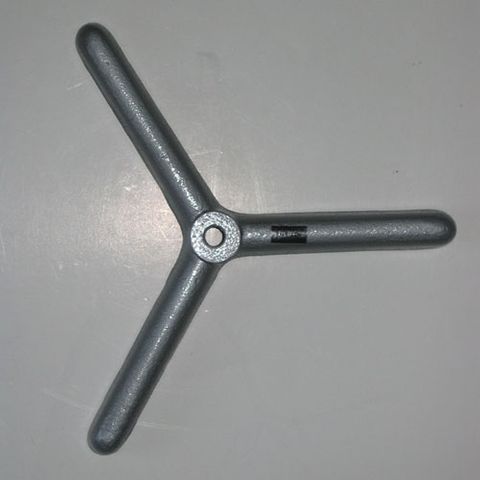 Tripod base with 60cm retort rod