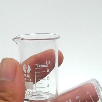 Beaker glass low form economy 10ml