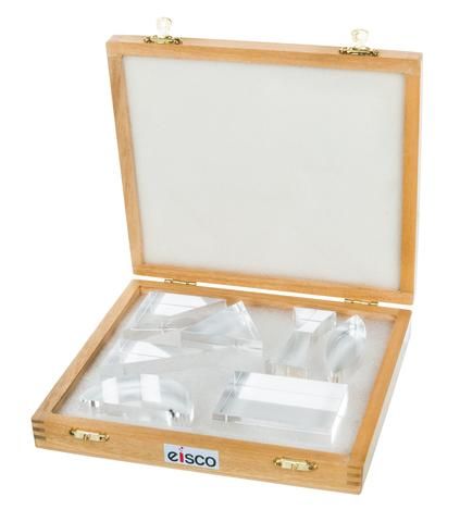 Acrylic blocks & prisms in case 25mm