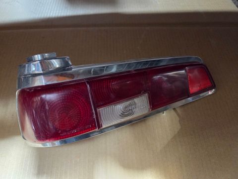 LH TAILAMP LENS RED W110 W111 230S USED