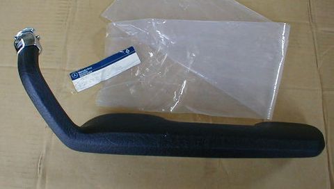 RF RR DOOR ARMREST USED