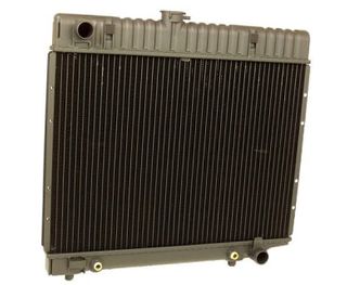 RADIATOR W123 250 300D