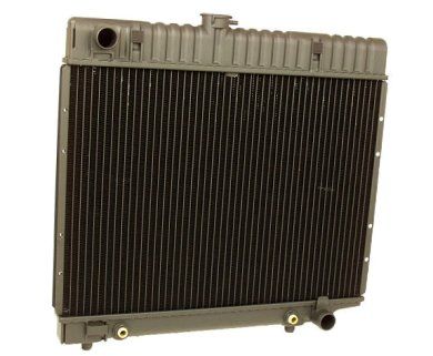 RADIATOR W123 250 300D