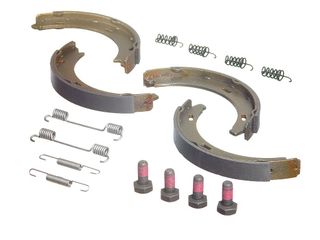 PARKBRAKE SHOE KIT W124 W202 FEBI