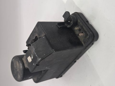 CENTRAL LOCK PUMP W124 W201 USED