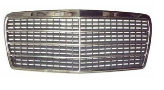 GRILLE ASSEMBLY W123 USED