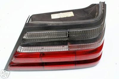 RH TAILAMP W124 94- TAI