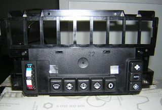 A/C CONTROL UNIT W124