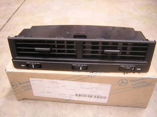 CENTRE AIR VENT R129 -91 MB