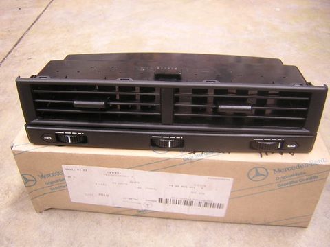 CENTRE AIR VENT R129 -91 MB