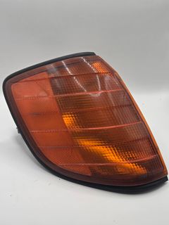 RF INDICATOR LAMP W140 USED