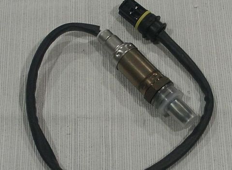 EXHAUST O2 SENSOR W220