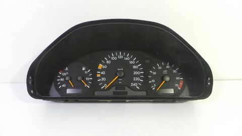 INSTRUMENT CLUSTER C200 USED -96