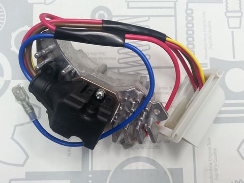 BLOWER FAN REGULATOR W202 LHD