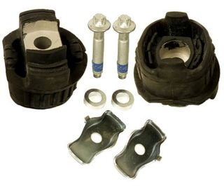 REAR SUBFRAME MOUNT KIT REAR W124 W202