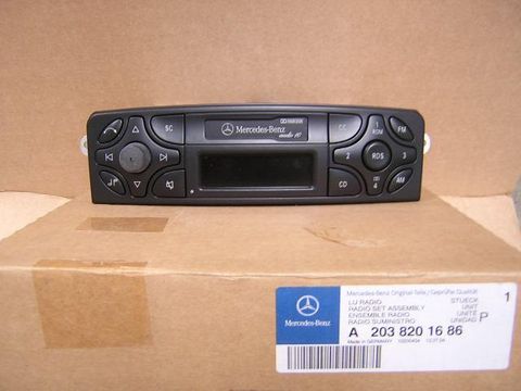 STEREO HEAD UNIT W203 AUDIO 10 USED