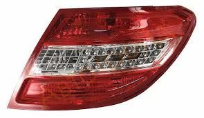 RH TAILAMP W204 AVANT