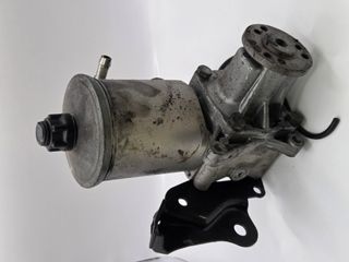 POWER STEER LEVEL PUMP R129 USED