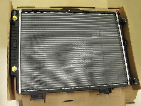 RADIATOR W210 E320 HELLA