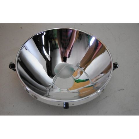 HEADLAMP REFLECTOR W114 73- REPRO