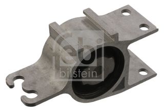 LH LOWER ARM REAR MOUNT W246 W176