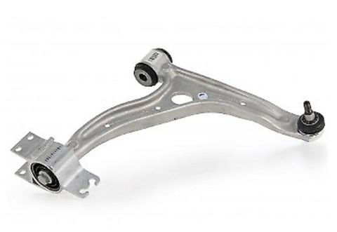 RH LOWER SUSPENSION ARM W156 W246