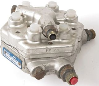FUEL DIVIDER M104 300E24V USED