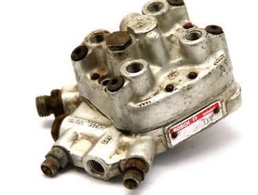 FUEL DIVIDER M102  USED