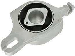 RH LOWER ARM REAR MOUNT W166