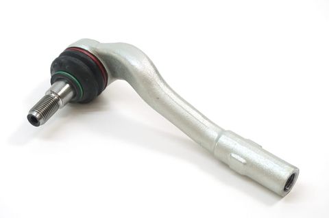 RH OUTER TIE ROD END W203