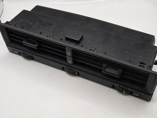 CENTRE AIR VENT R129   USED