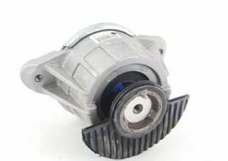 ENGINE MOUNT W204 W212