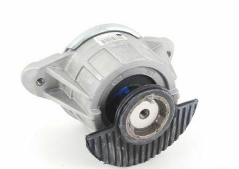 ENGINE MOUNT W204 W212