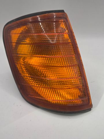 RF INDICATOR LAMP W124 USED
