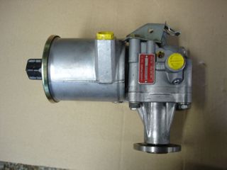 POWER STEER PUMP W124 M103 USED