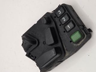 RH SEAT SWITCH MEM W210 USED
